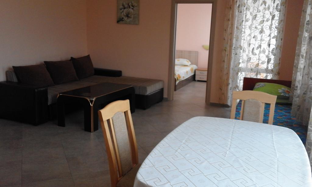 Apartments Sea Sounds Pomorie Eksteriør billede