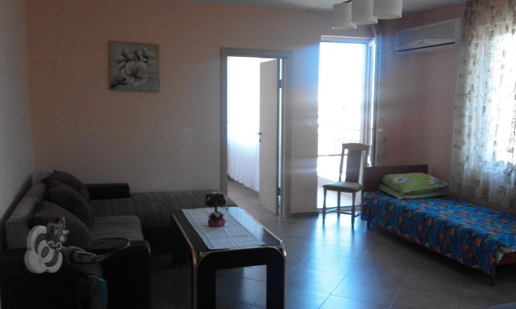 Apartments Sea Sounds Pomorie Eksteriør billede