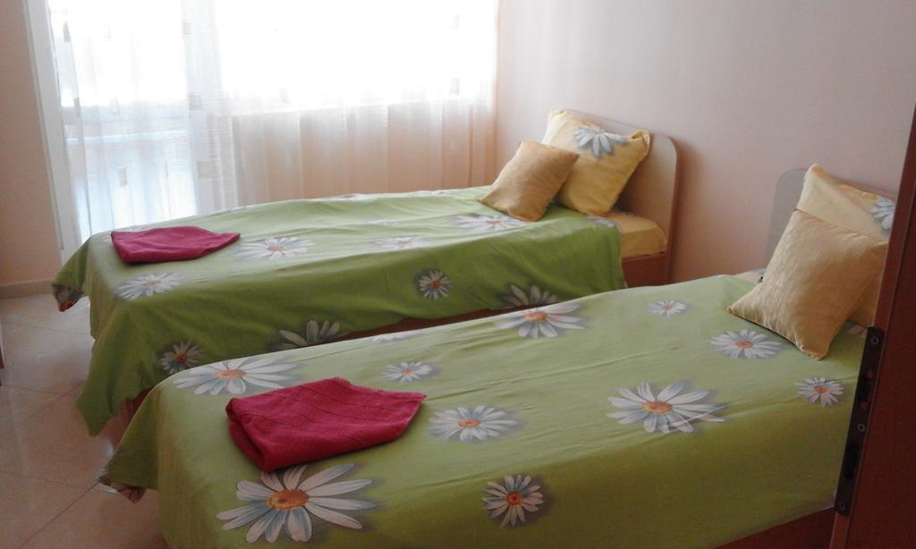 Apartments Sea Sounds Pomorie Eksteriør billede